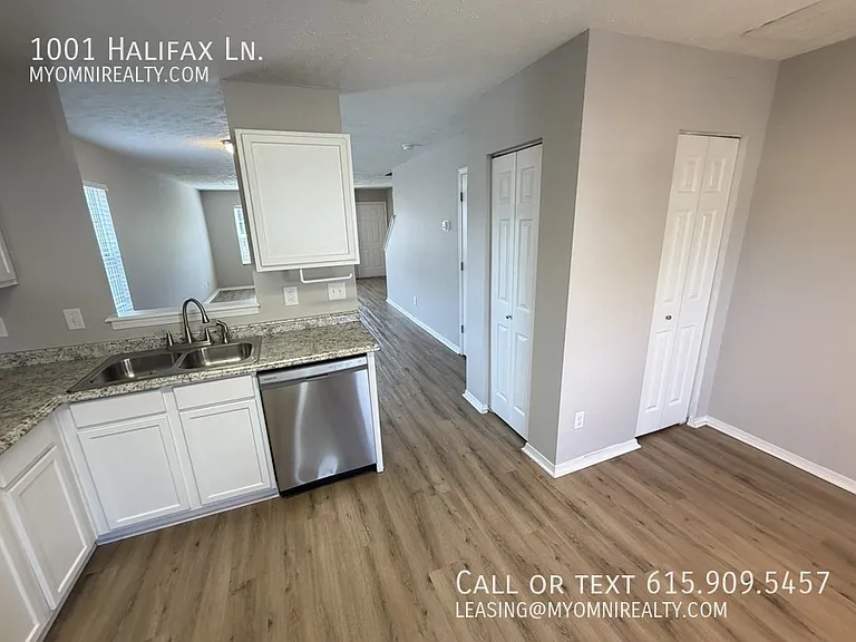 1001 Halifax Ln — Photo 10