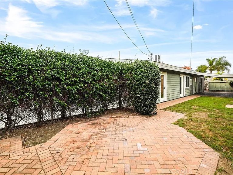 9752 Harle Ave — Photo 13