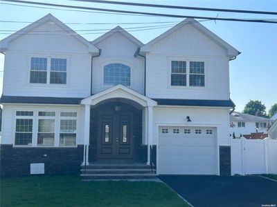 9 Sumner Avenue, Merrick, NY, 11566