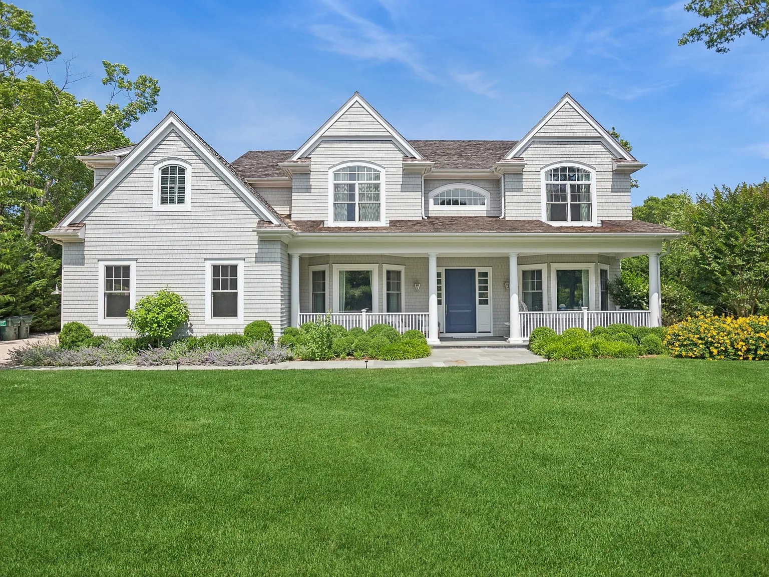 Luxury In Bridgehampton — Photo 2