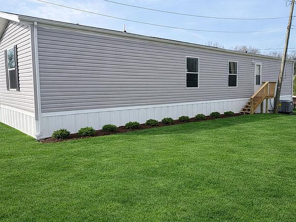 3rd image of 207 Rolling Cliff Dr