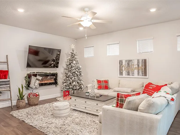 13877 Carlow Park Dr — Photo 10