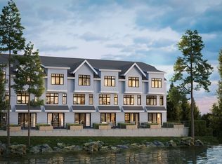 1928 Glenaire Dr #10, North Vancouver, BC V7P1Y1