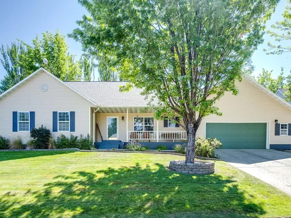 745 SE Meadow Vale St, Pullman, WA 99163