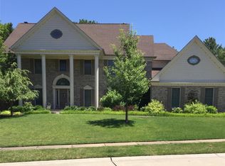2137 Brook Hill Ct, Chesterfield, MO 63017