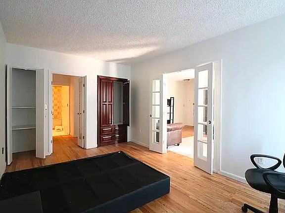 4th image of 343 W 51st St #4G