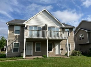 943 Maryland Ave, Saint Paul, MN 55106