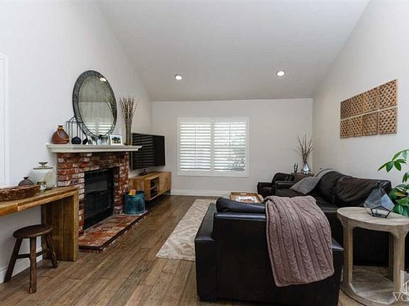 2nd image of 467 Park Springs Ct