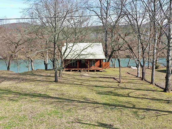 2nd image of 743 Sunset Valley Dr