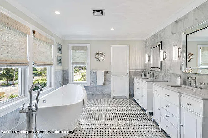 1328 Ocean Ave — Photo 23