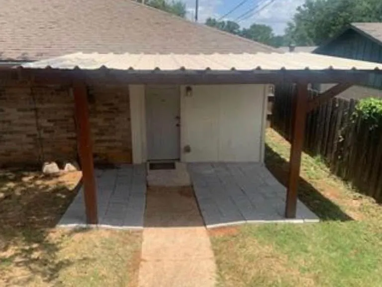 908 Bluebird Dr — Photo 9