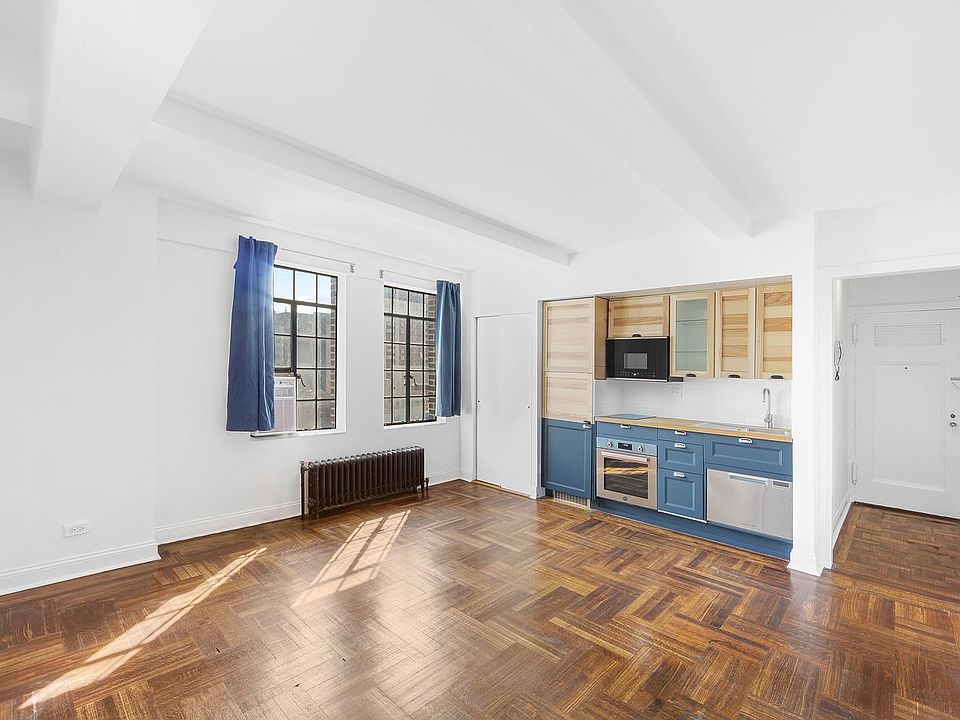 1st image of 320 E 42nd St APT 2512
