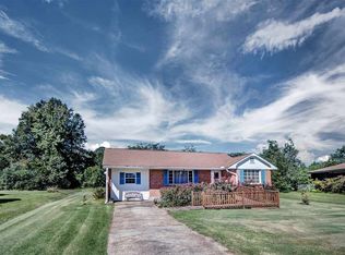 102 W Lake Dr, Clinton, MS 39056