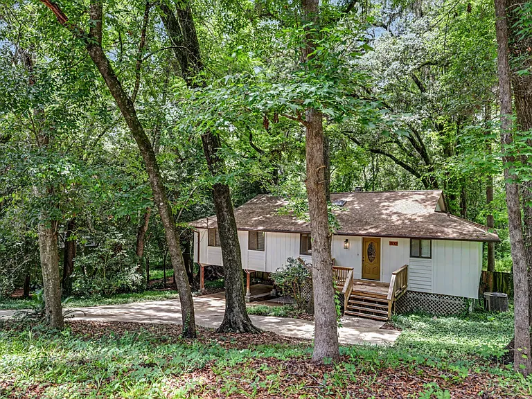 1830 Myrick Rd — Photo 45