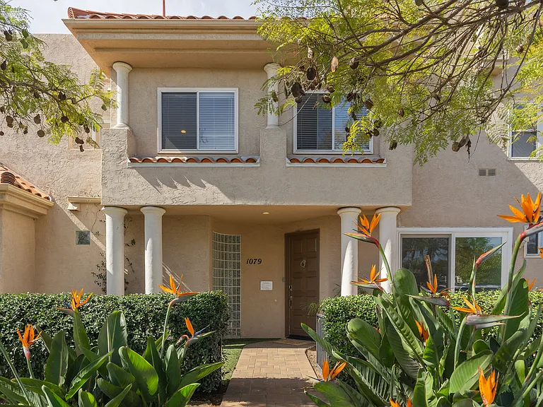 1079 Sapphire St — Photo 35