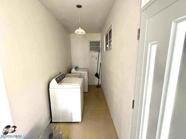3704 Moralon — Photo 9