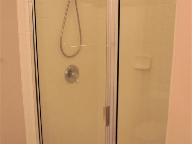 1621 Providence Glen Dr — Photo 7