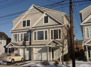 49 Thorpe St #6, Fairfield, CT 06824