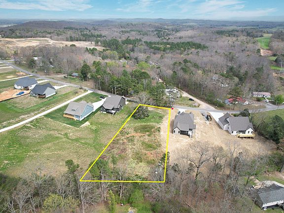 2nd image of 19 Wilkinson Rd NE