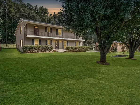 473 Royal Oak Dr, Spartanburg, SC 29302