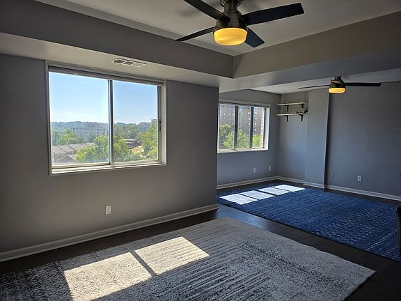 4th image of 5340 Holmes Run Pkwy Unit 717