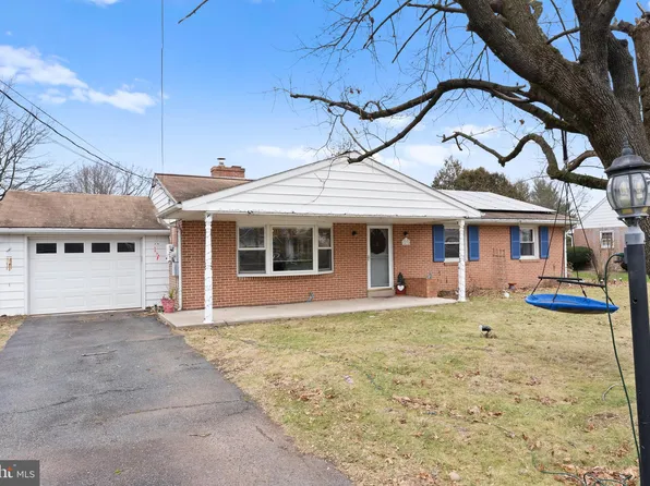 1435 Yoder Ave, Gilbertsville, PA 19525