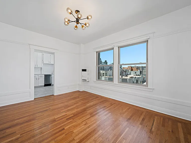 1048 Union St #17 — Photo 9