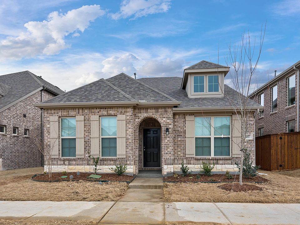 1st image of 2037 Almassera Dr