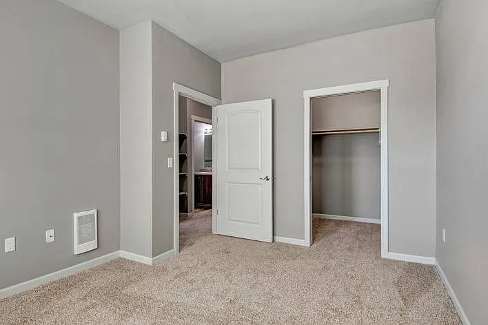 River Ridge Apartments — Photo 22