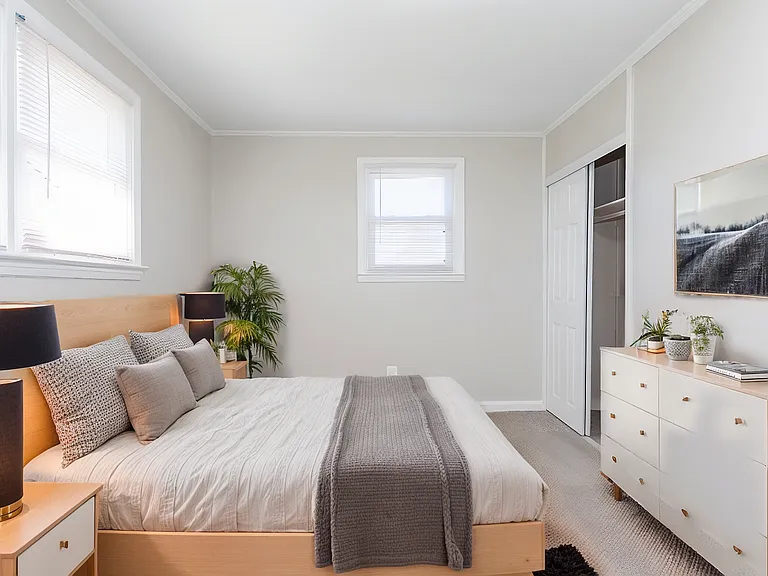 2105 North Dr #2 — Photo 3