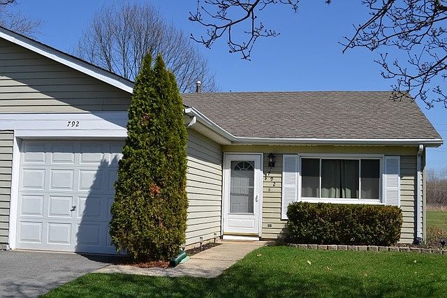 1st image of 792 Clearwood Ct