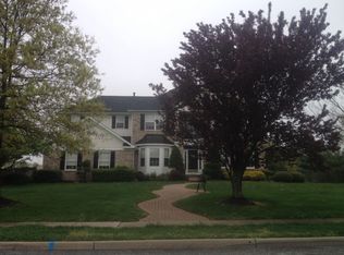 9 Rainbow Dr, Sewell, NJ 08080