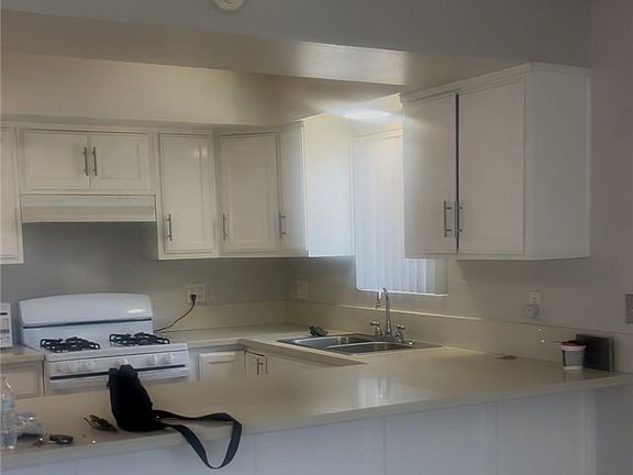 3rd image of 1022 El Camino Dr #C
