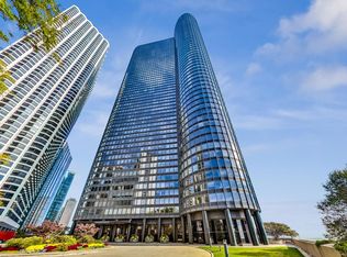 155 N Harbor Dr APT 2404, Chicago, IL 60601