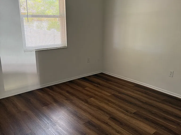 6416 Farrand Ave N #6416 — Photo 6