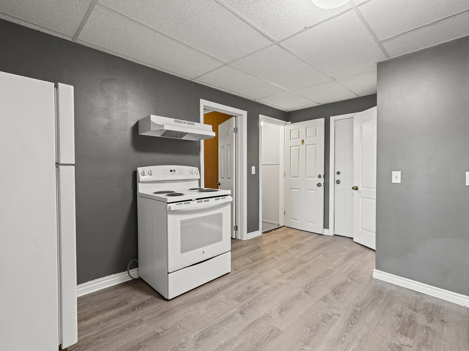 3 bed, 609 sqft, $1,450 — Photo 2