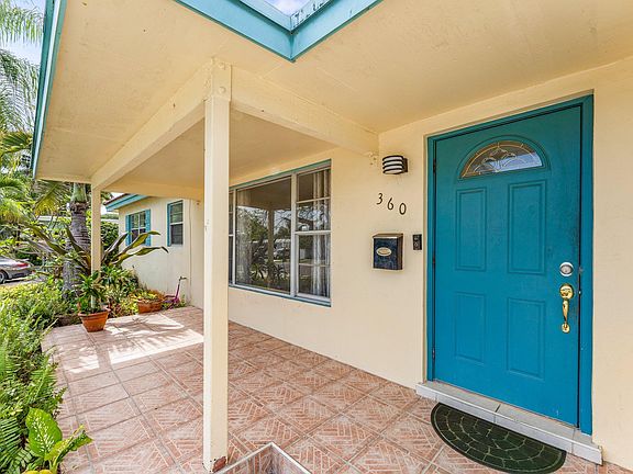 4th image of 360 NE 23rd Way