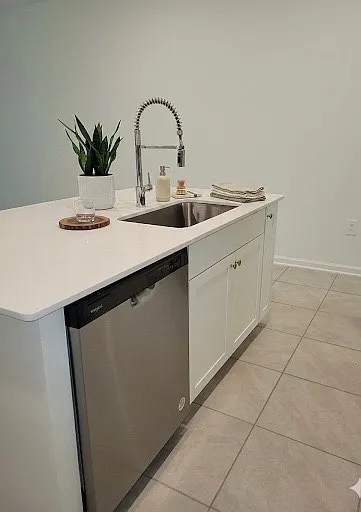 299 Seaport Breeze Rd — Photo 2