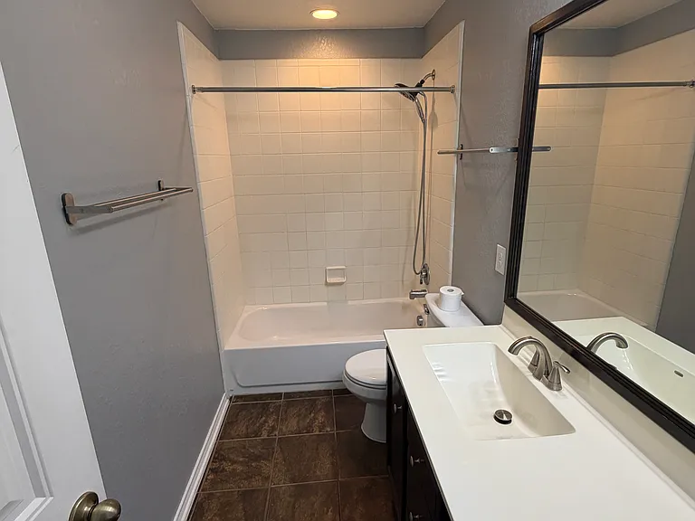 1484 Astor Crk — Photo 7