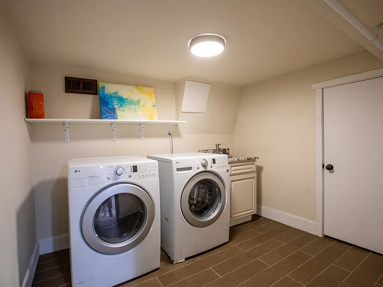 Laundry Room Cabinet