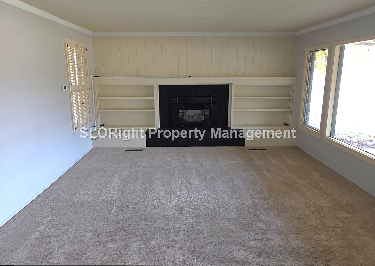 3 bed, 1.5 bath, $2,750 — Photo 2