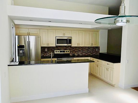 Kitchen Area from Breakfast Nook