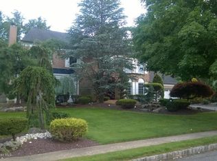 14 Harness Ln, Marlboro, NJ 07746