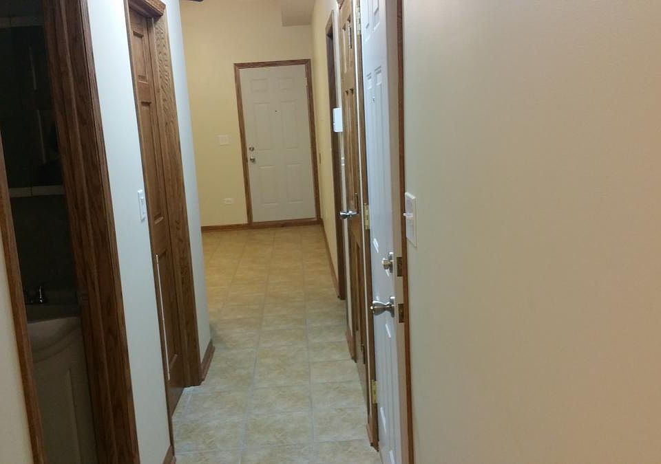 1st image of 3014 S Emerald Ave #2