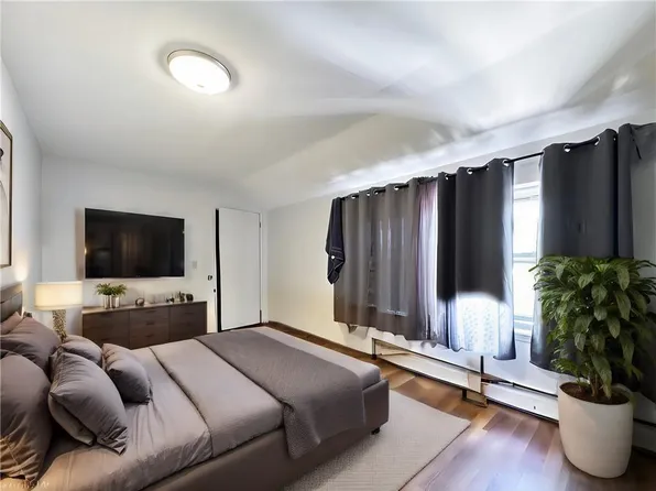 463 Beach 68th Street image 28 of 29