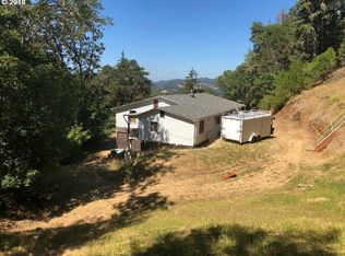 2260 Lookingglass Rd, Roseburg, OR 97471
