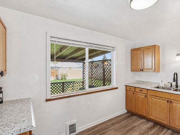 4th image of 5224 N Cannon St