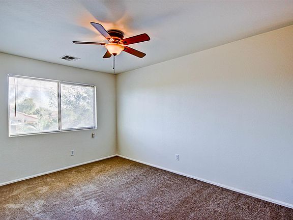 4th image of 581 E Angeline Ave