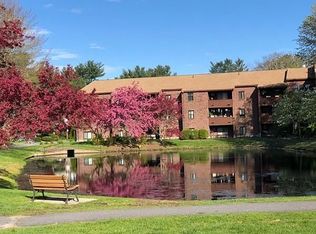 11 Davis Rd APT C5, Acton, MA 01720