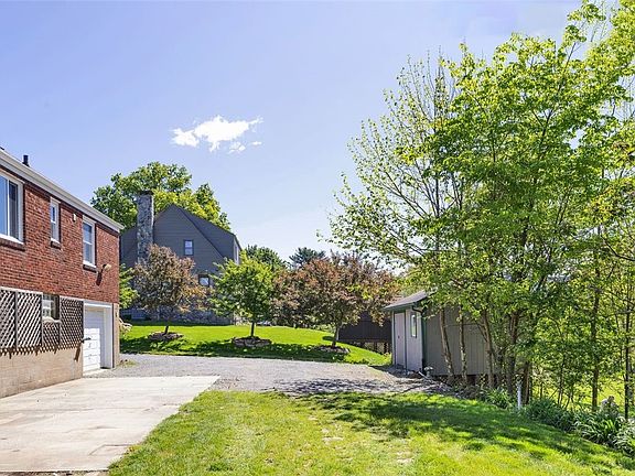 4th image of 180 Bonnie View Dr